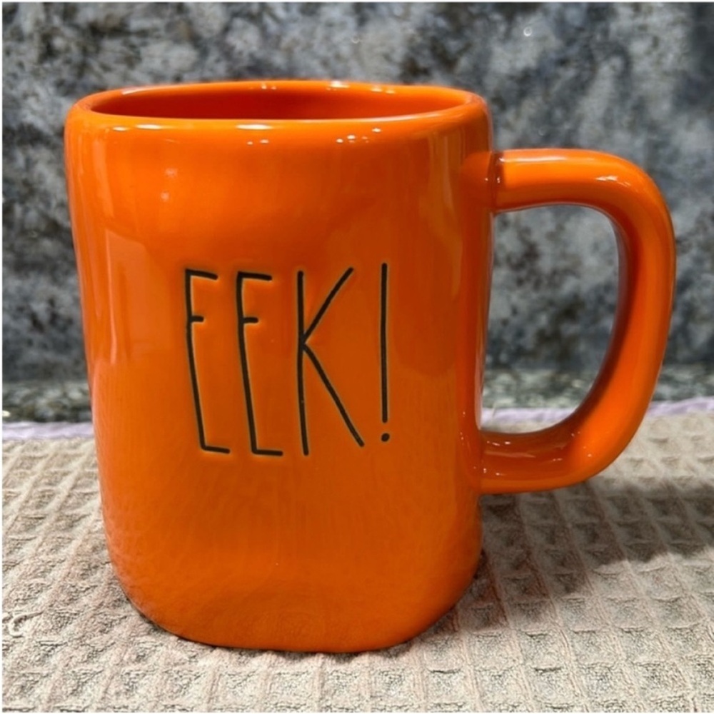NWT Rae Dunn “EEK!” Halloween Mug Orange 16 oz Spooky Fall Decor